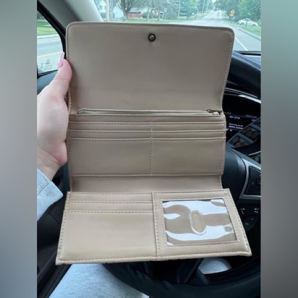 Leopard wallet - Picture 2 of 2